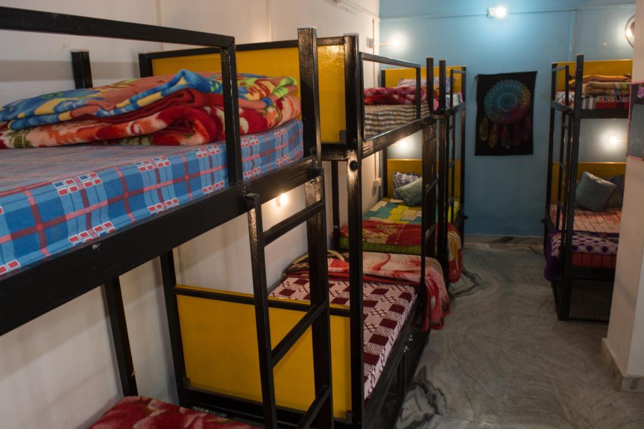 Hostel 12 Monks Backpackers Community Puškar Exteriér fotografie