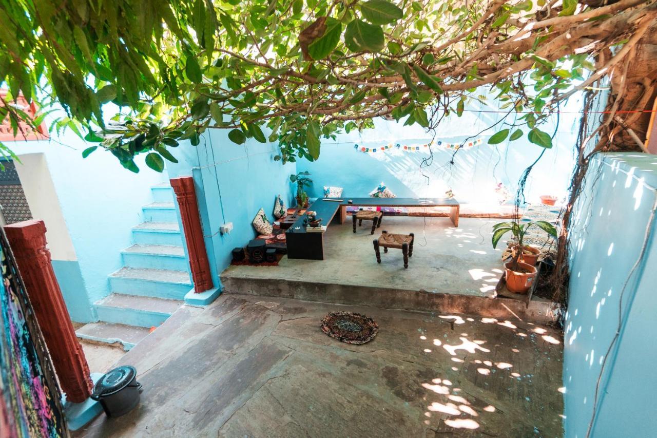 Hostel 12 Monks Backpackers Community Puškar Exteriér fotografie